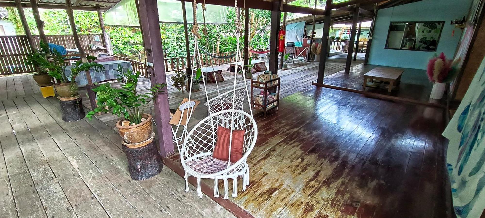 Ta Yai Homestay Ko Kut Exterior photo