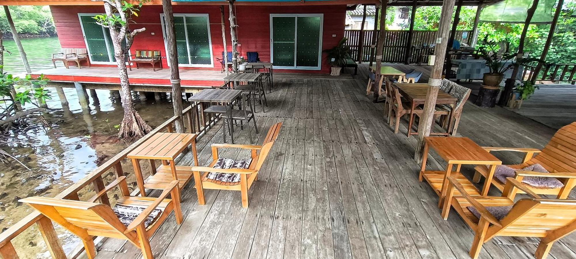Ta Yai Homestay Ko Kut Exterior photo