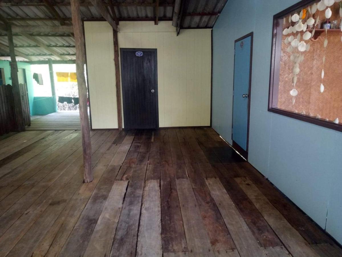Ta Yai Homestay Ko Kut Exterior photo